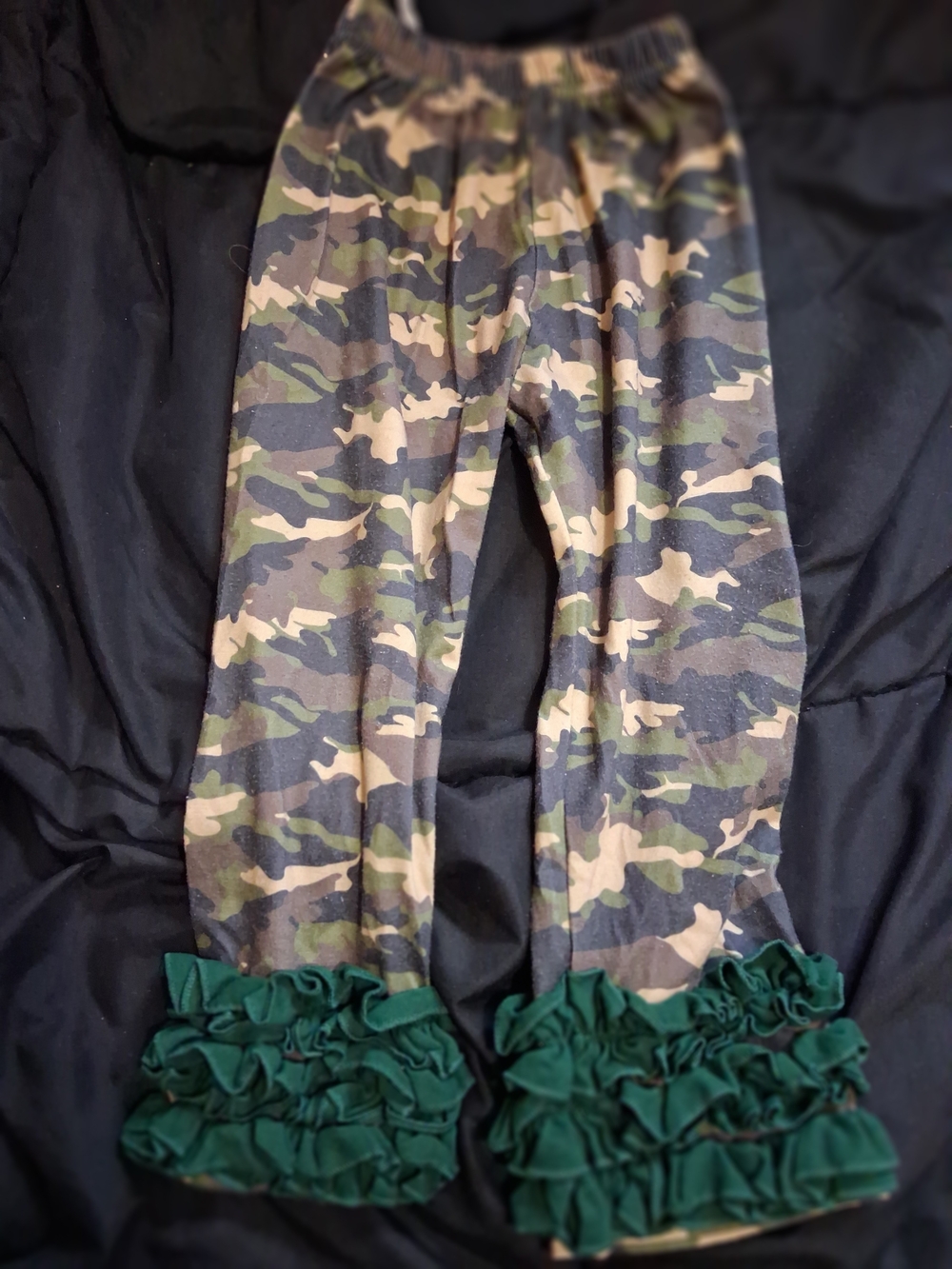 Girls' Camo Leggings with Green Ruffle Hem